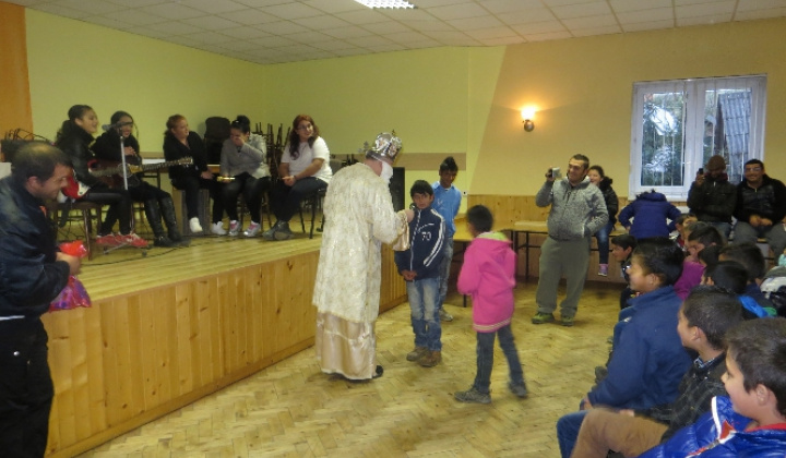 Mikulaš versus Rómovia 6.12. 2015