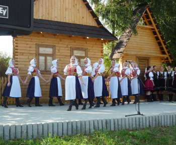 Vydarený folklórny festival 11.9.2011 