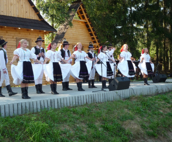 Vydarený folklórny festival 11.9.2011 