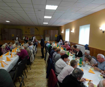 Aktuality / Slávnostné posedenie dôchodcov - fotogaléria - foto