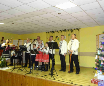 Aktuality / Parobčaci a Silvester pri úrade - fotogaléria.  - foto