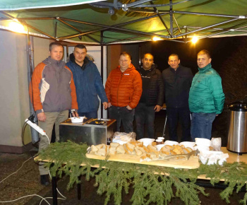 Aktuality / Parobčaci a Silvester pri úrade - fotogaléria.  - foto
