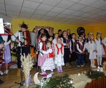 Udalosti v obci / Vianočná slávnosť  - Velija - fotogaléria - foto