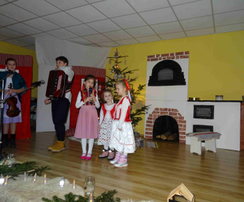 Udalosti v obci / Vianočná slávnosť  - Velija - fotogaléria - foto